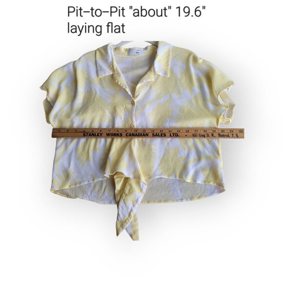 Yellow/White Leaf Print Viscose Button-Up Aritzia Wilfred L - Picture 5 of 10